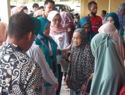 Hj. Rita Suryani Berikan Bantuan Korban Banjir, Harapkan Tindakan Kemanusian Ini, Menginspirasi Banyak Pihak